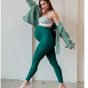 BLANQI Green Maternity Leggings